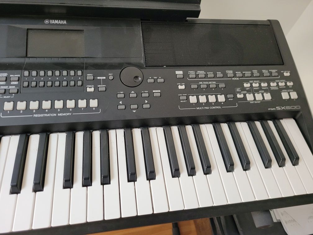 Keyboard Yamaha PSR-SX600