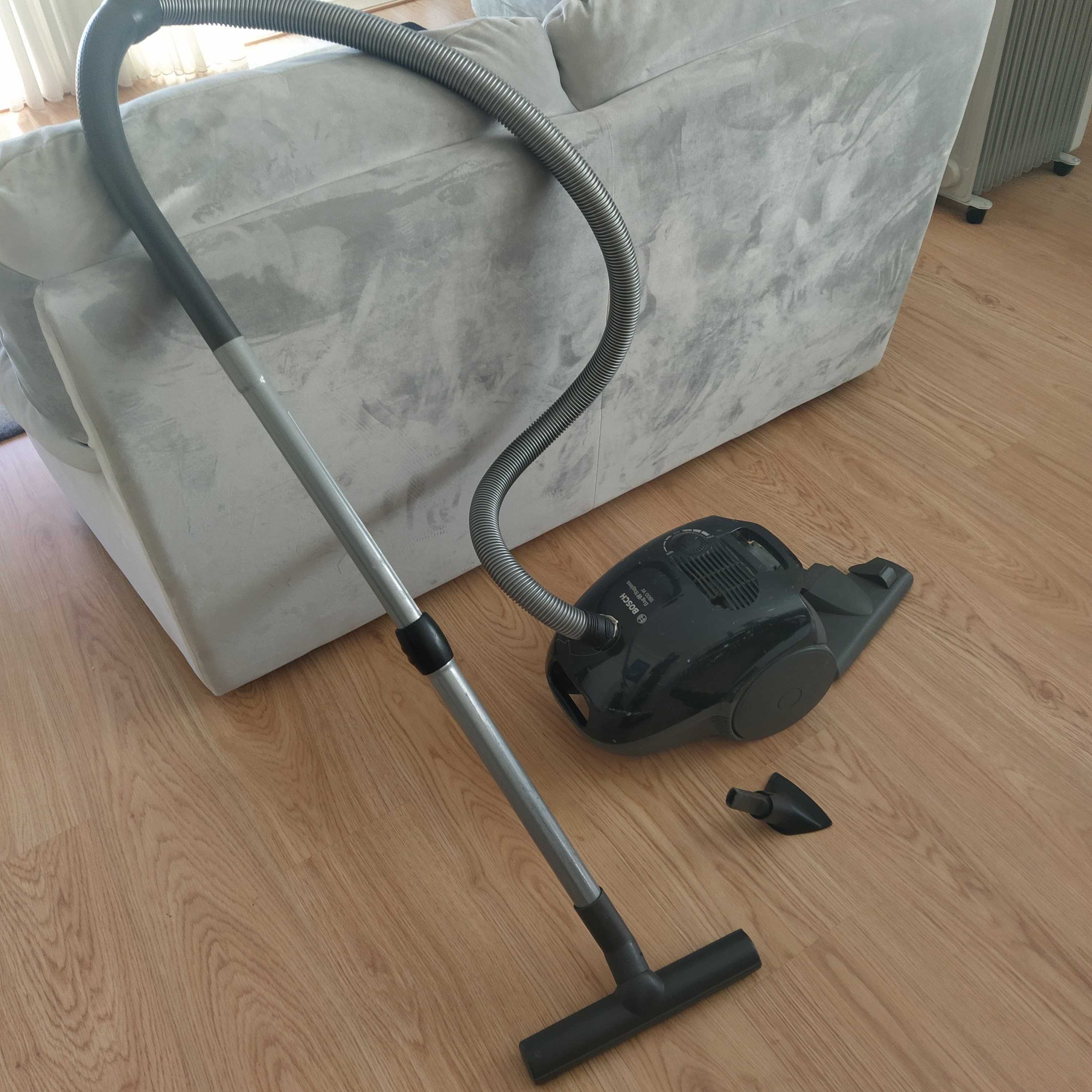 Aspirador Bosch 1800W Bag/BagLess