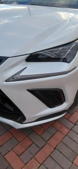 Гибрид Lexus nx 300