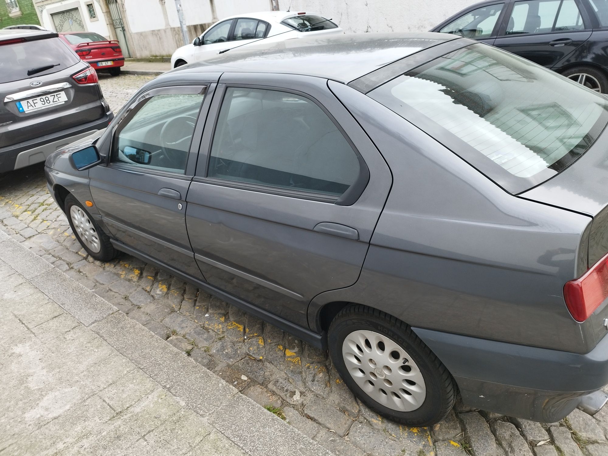 Alfaromeo 146 ótima mecanica