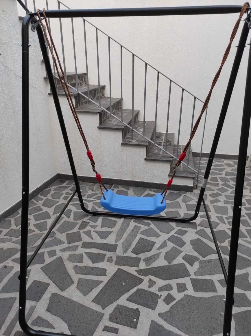 Baloiço (c/ estrutura p/ interior ou exterior)