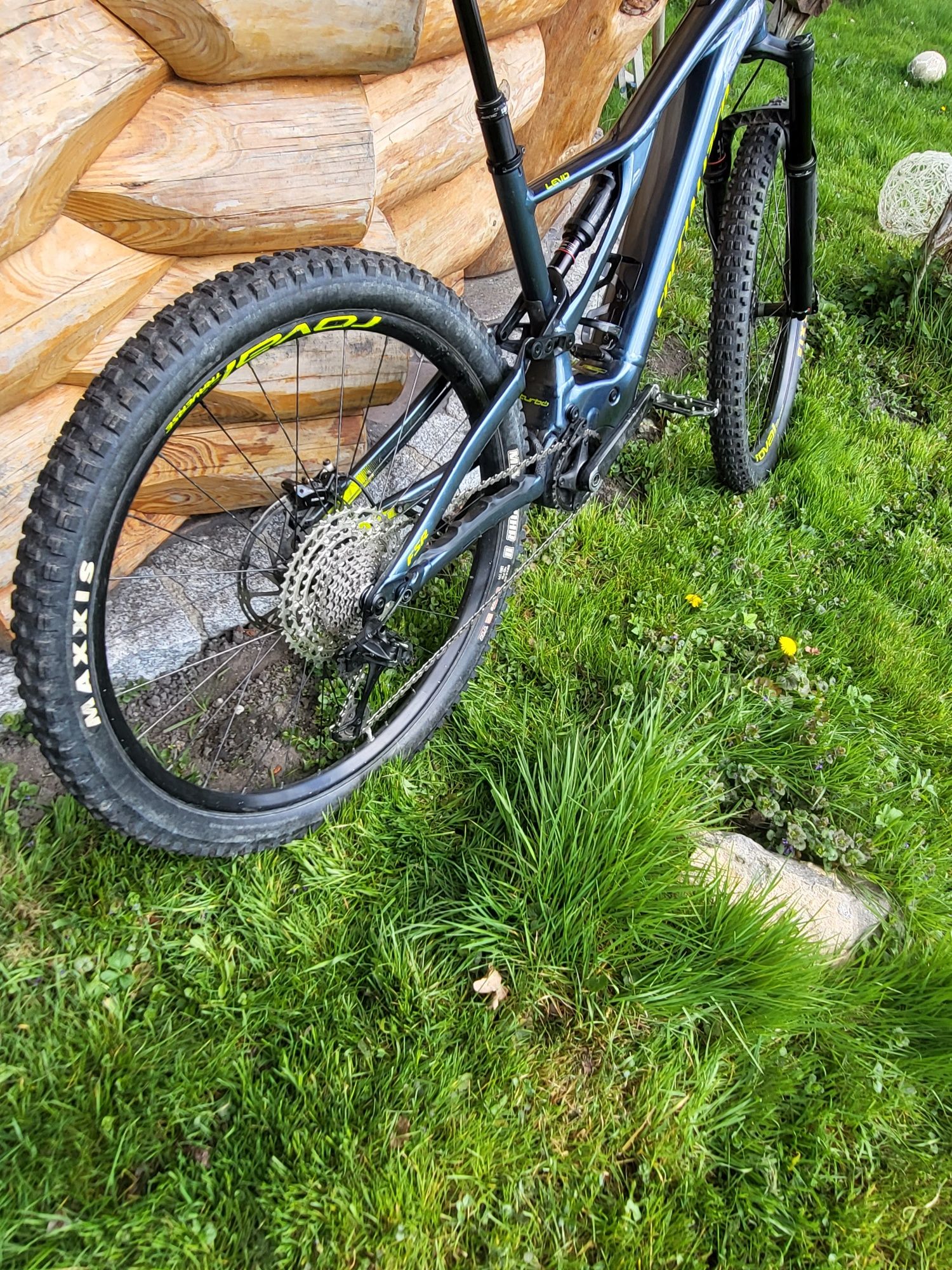 Specialized Turbo Levo FSR 2generacja ebike enduro elektryczny