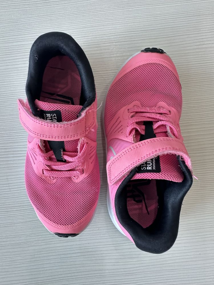 Кроссовки кеды на девочку Nike p. 28