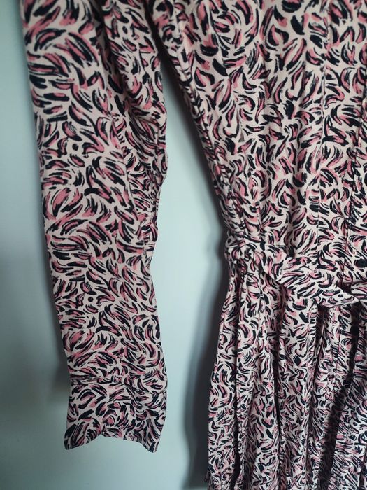 Nowa z metką różowa sukienka we wzory Sinsay