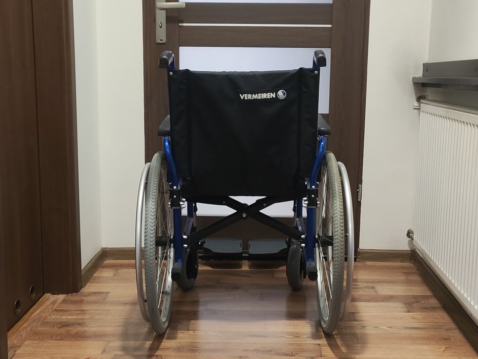 Wózek inwalidzki Vermeiren D200P aluminiowy stop lekki