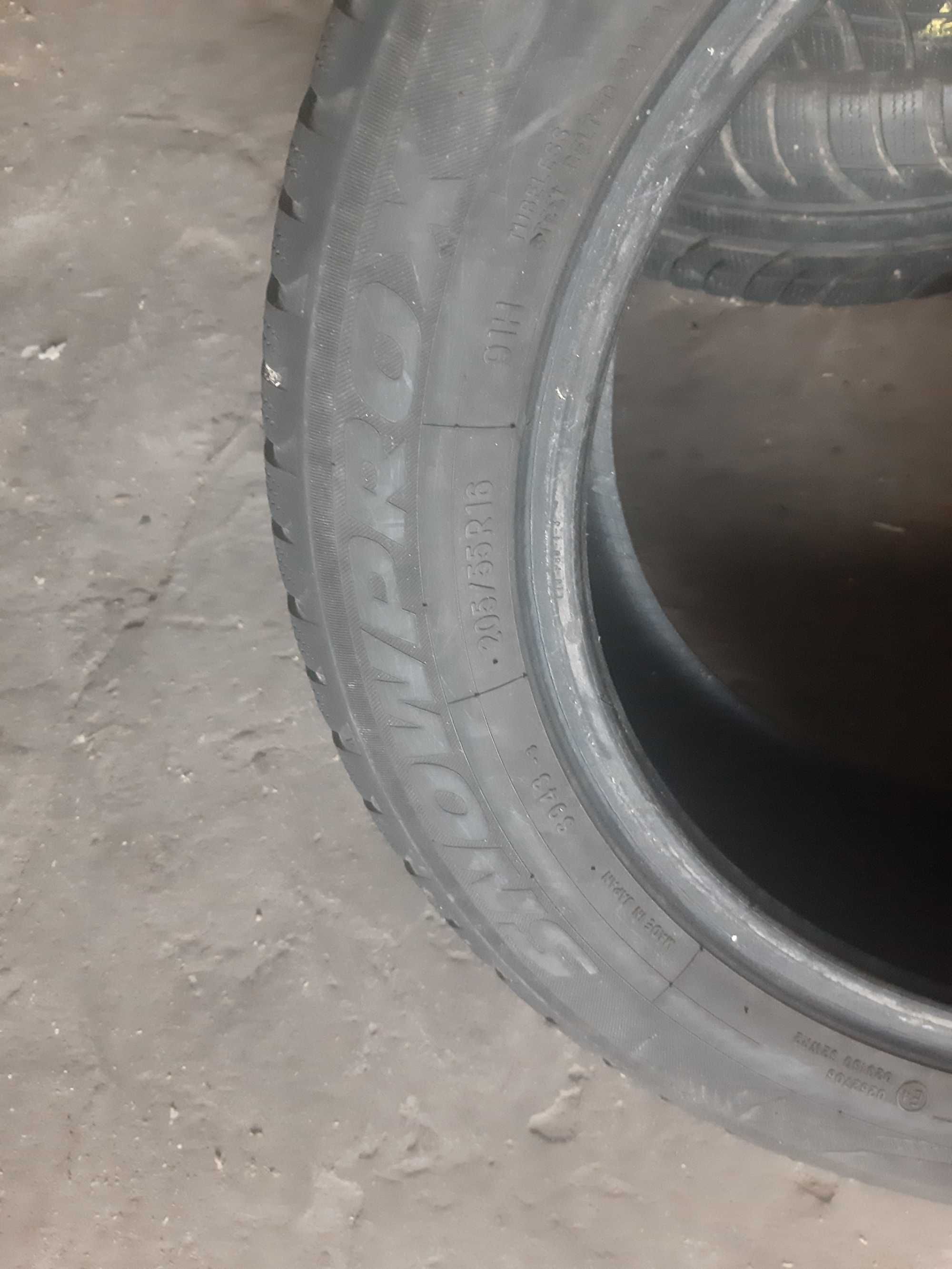 Автомобільні шини Toyo 205/55 R16