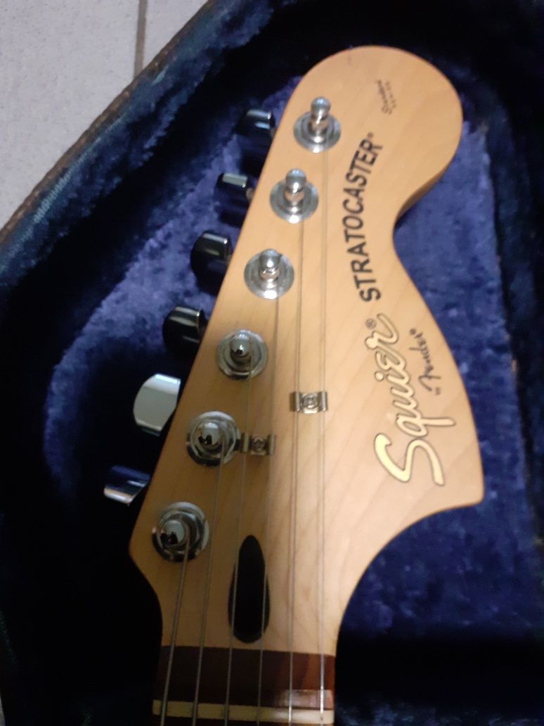 Squier Stratocaster Standard