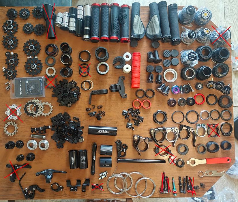 RockShox Vivid Marzocchi Z2 Sram RaceFace Shimano Maxxis ONZA FOX ZEB
