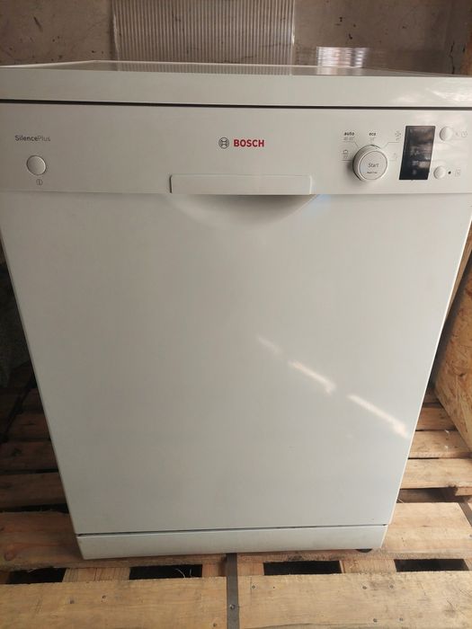 Посудомийна машина Bosch SMS50D32EU