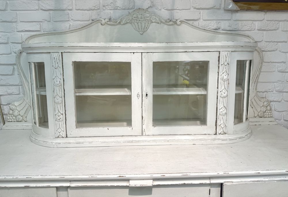 Bufet kredens bielony drewniany postarzany lite drewno