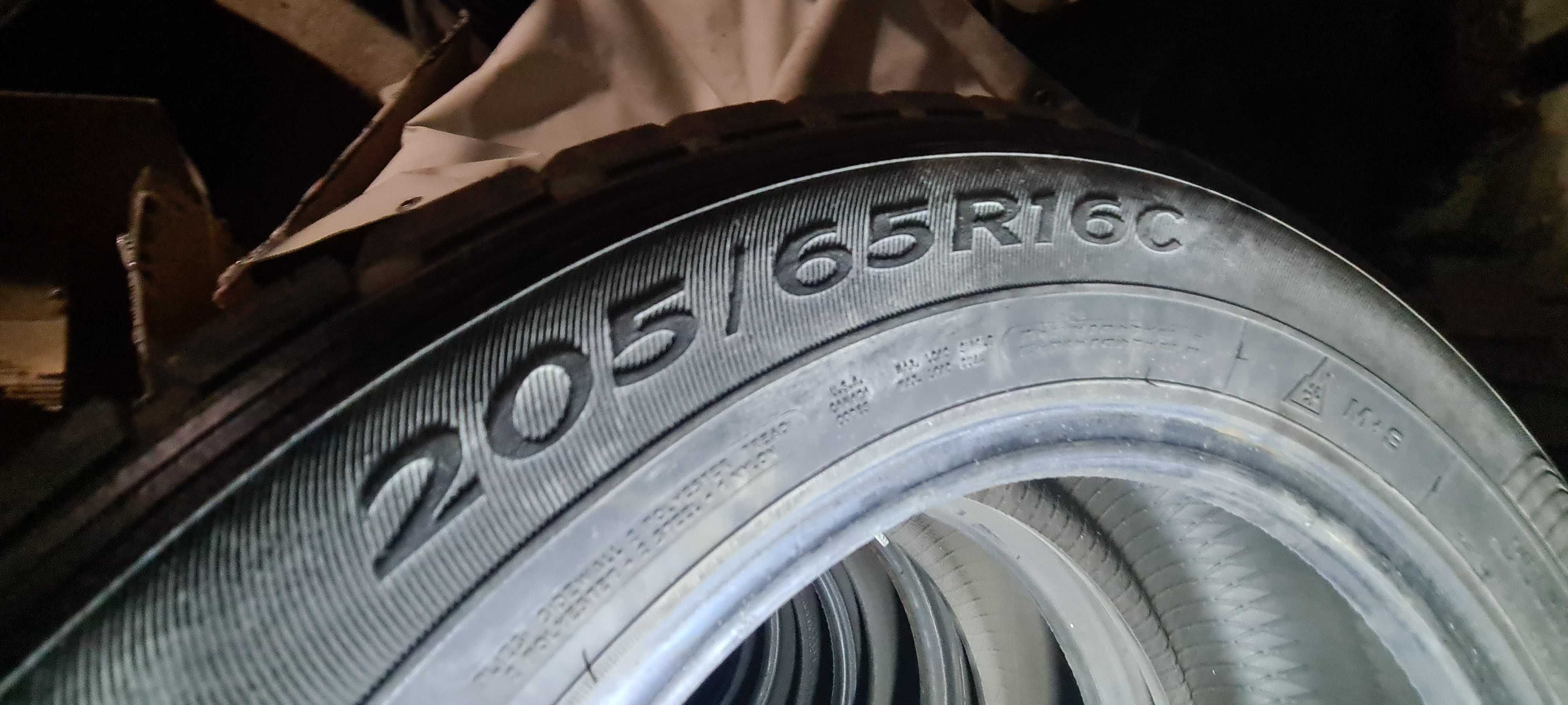 Opony 205/65R16C Sava ZIMA *S