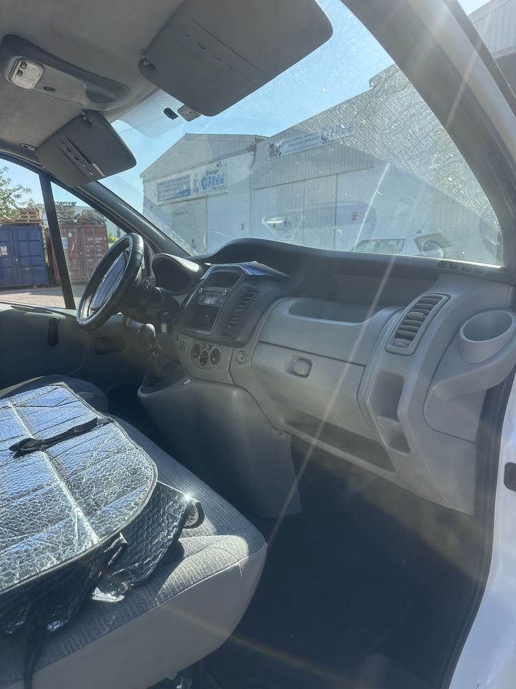 Renault Trafic fibrada