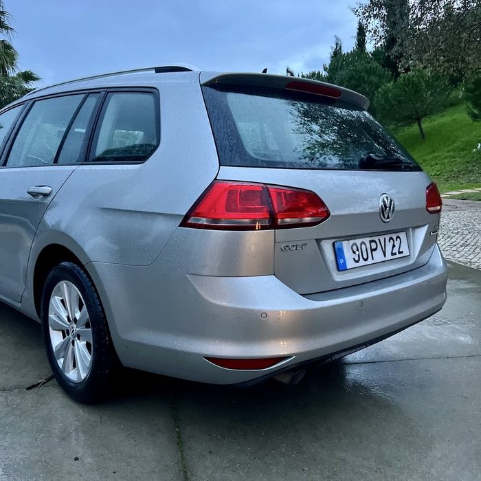 2015 VW Golf 1.6 TDi DSG Desde 129€ mês