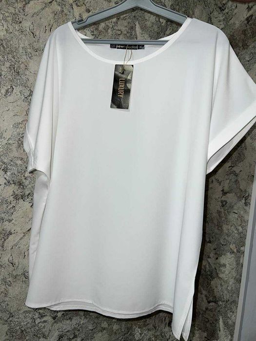 Продам легкий, літній костюм