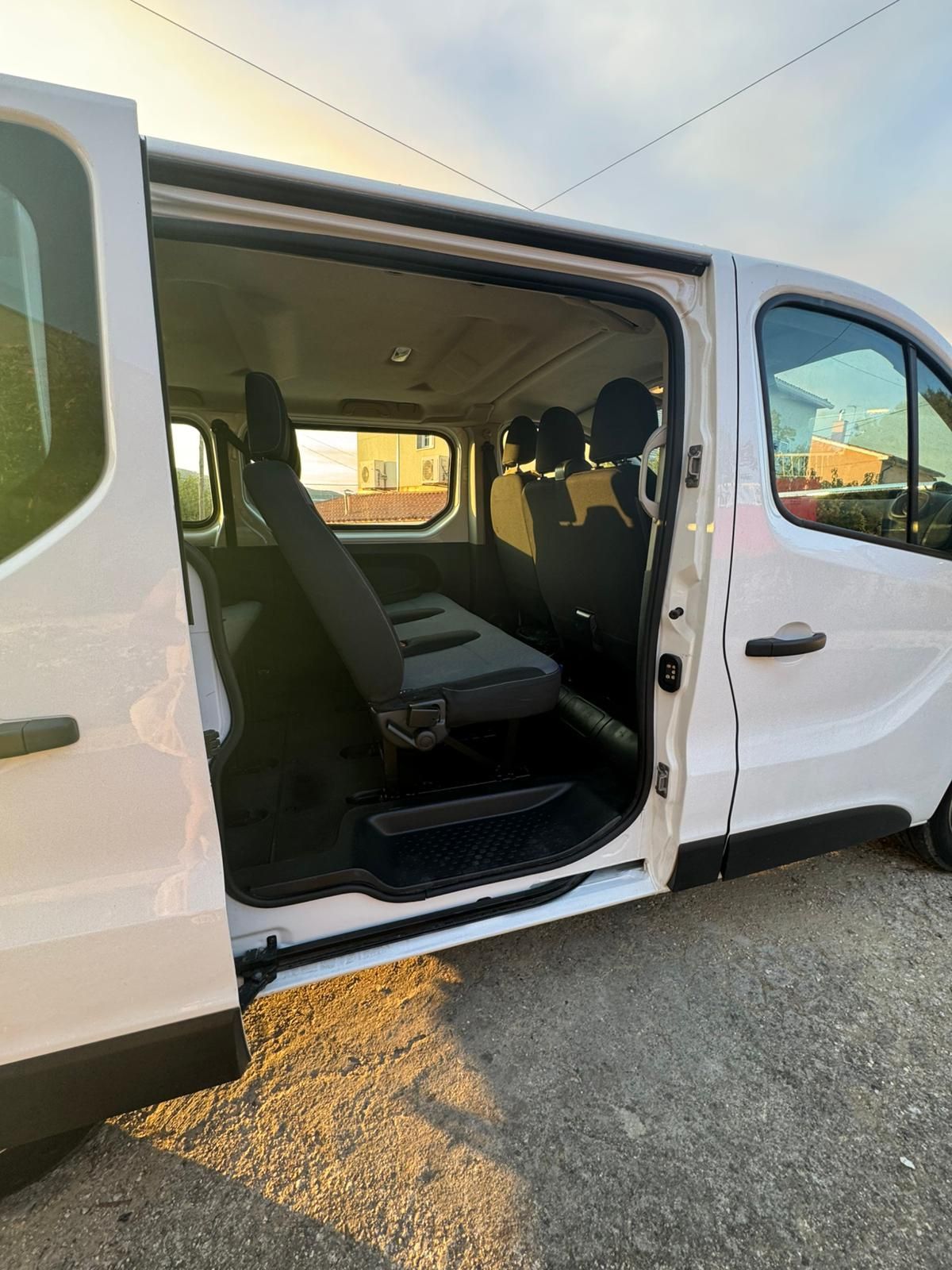 Opel Vivaro em bom estado