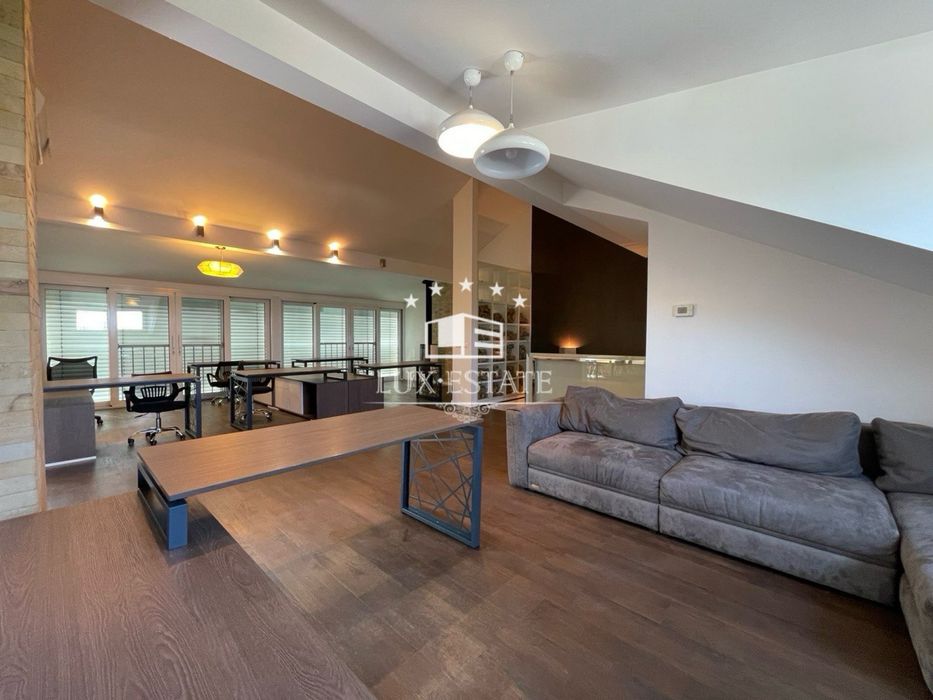 Аренда Таунхаус под офис и жилье Соломенский р-н