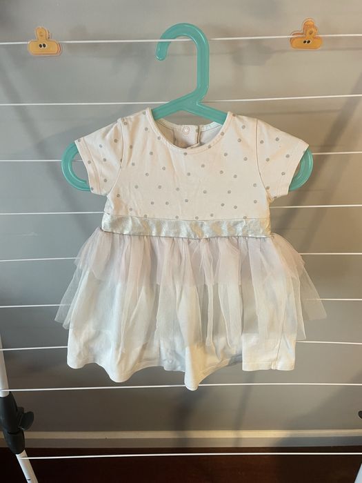 Sukienka w rozm. 74/80 idealna na 1 urodziny