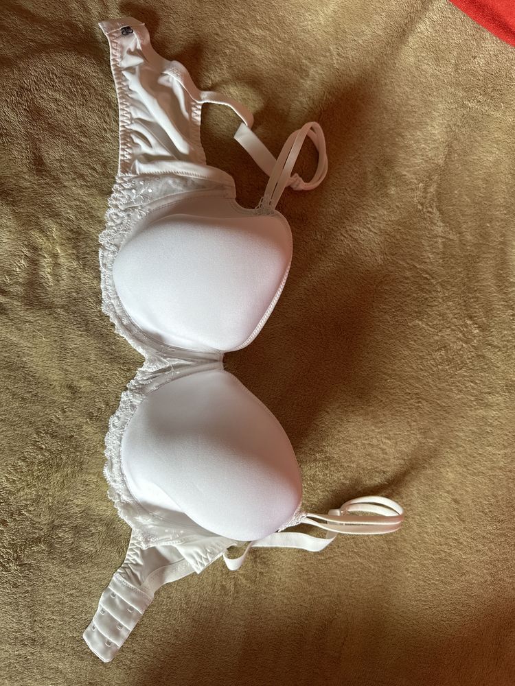 Boustonosz SIMONE PERELE 85 C