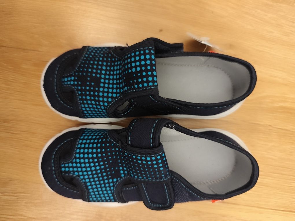 Buty do przedszkola, buty do szkoły, tenisówki, trampki, na rzep