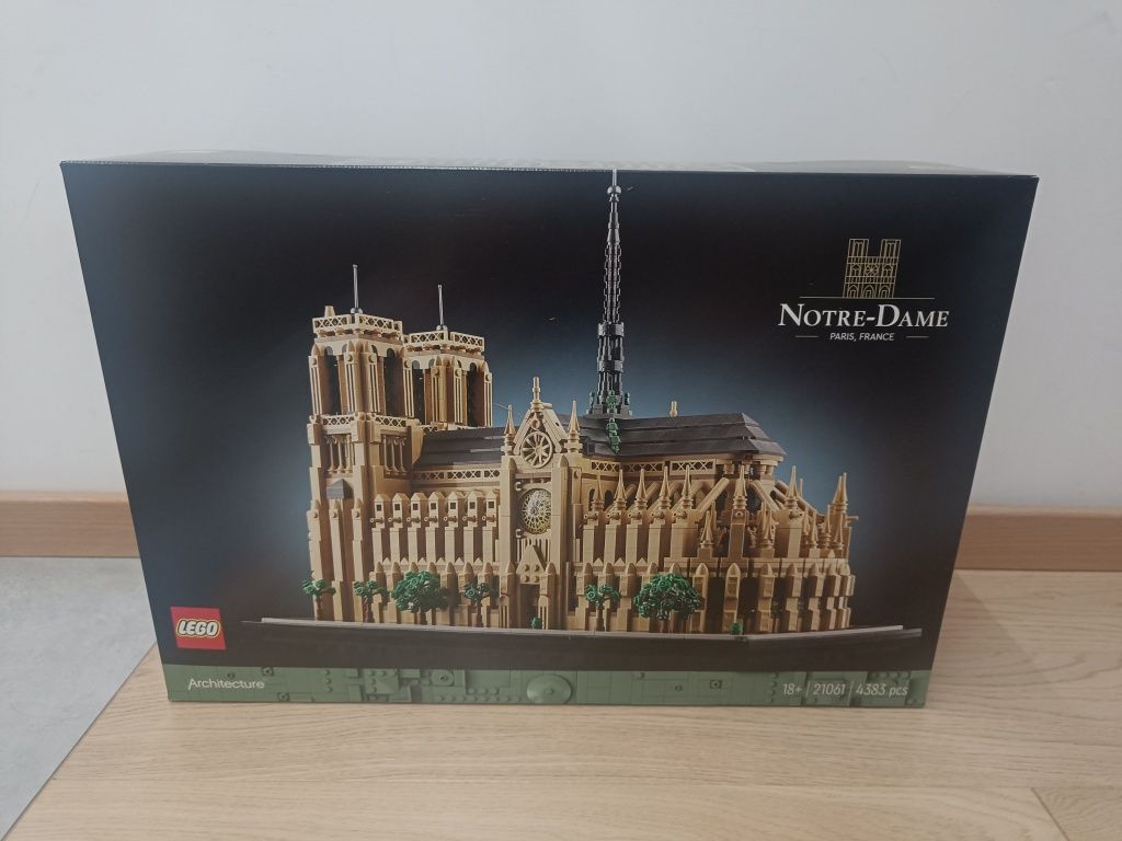 LEGO 21061 Katedra Notre Dame Architecture nowy