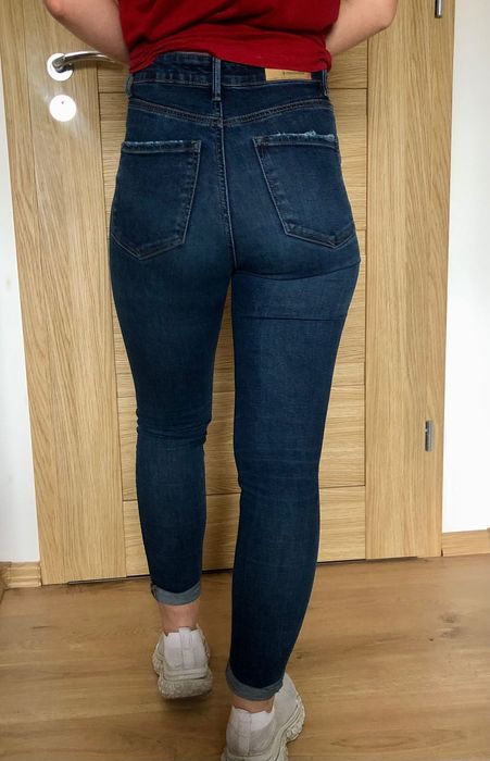 Jeansy super high waist stradivarius