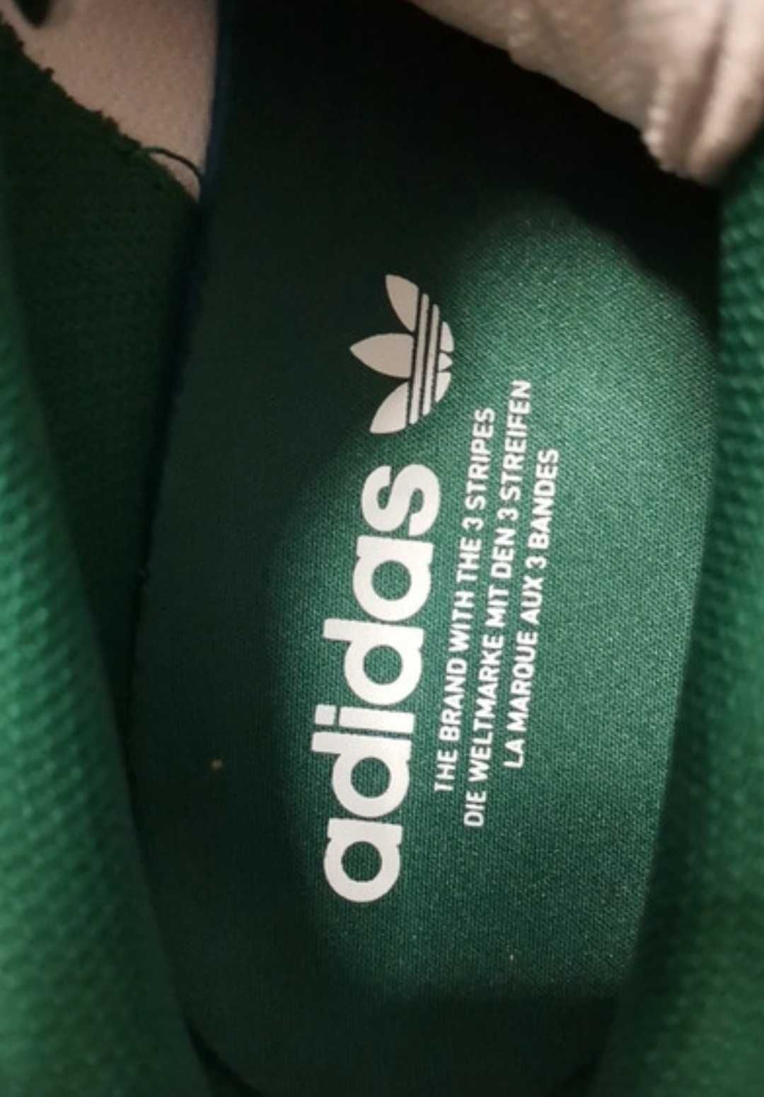Stan Smith verdes e brancos