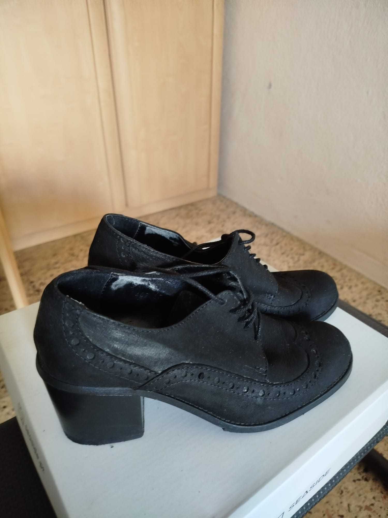 Black Heeled Brogues