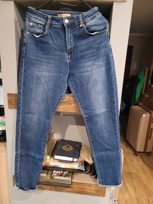 Jeansy damskie L  jak nowe