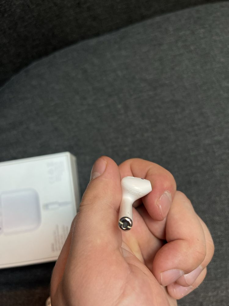 Навушники Apple AirPods 1 (MMEF2BE/A)