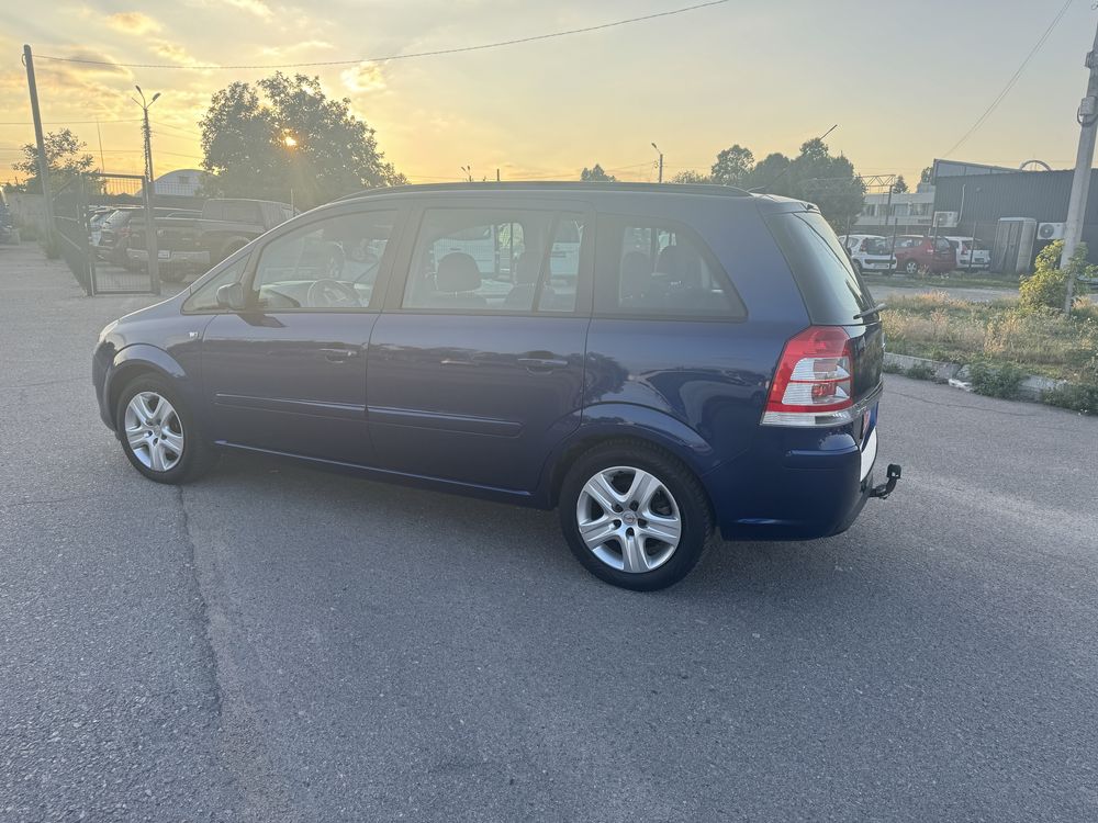 Opel Zafira 1,6 бензин 7 місць