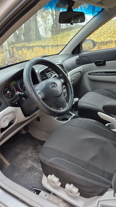 Hyundai Accent на автомате
