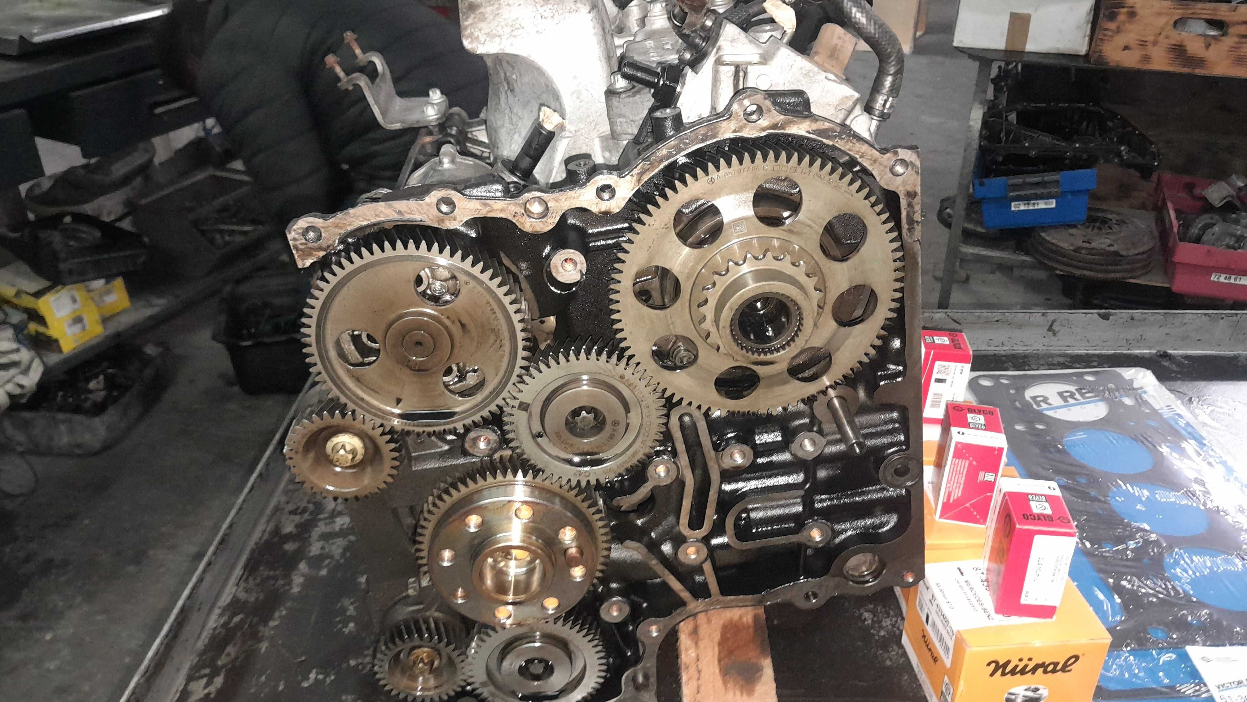 Motor Mercedes 2143 cc modelo 651