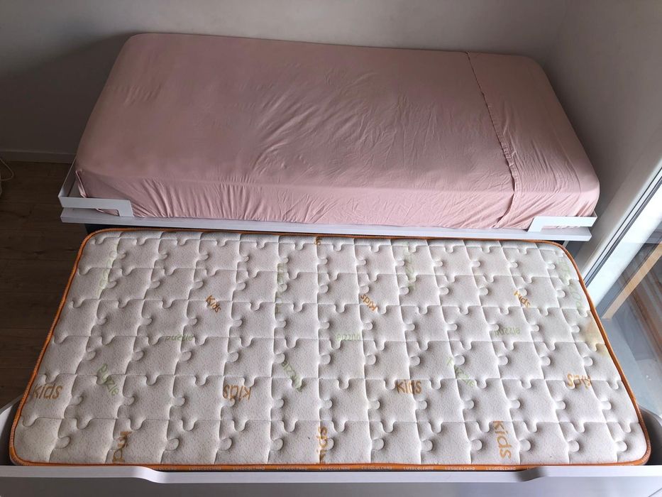 Cama de solteiro(a)