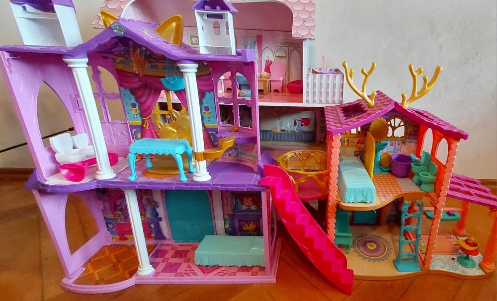 Dwa domki Enchantimals