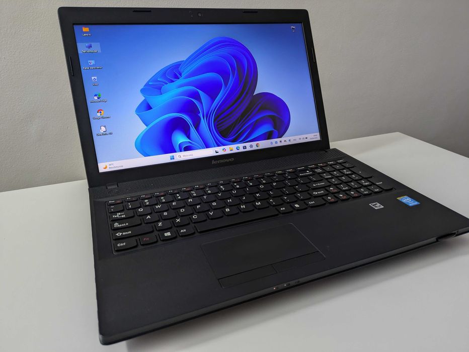 Laptop Lenovo 15.6" Stan Idealny Ram 8GB Windows 11 Bateria 3h HDMI