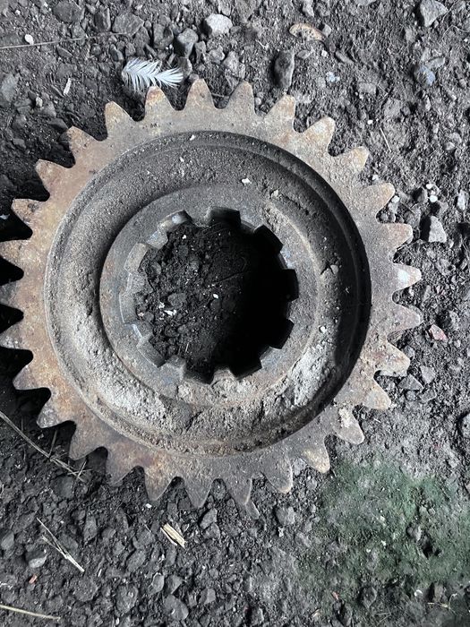 ЧТЗ 130/170 бульдозер запчастина