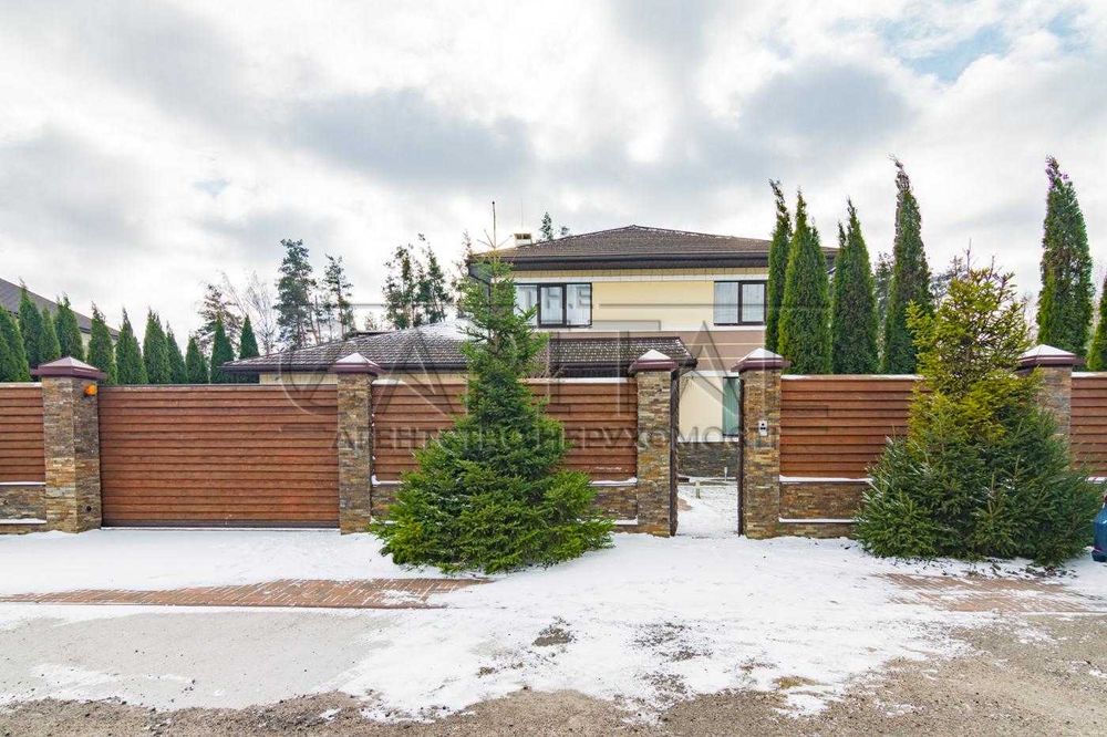 Пропонується в оренду комфортний будинок розташований у Віті-Поштовій