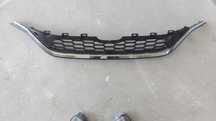 Grill dolny CR-V IV atrapa listwa