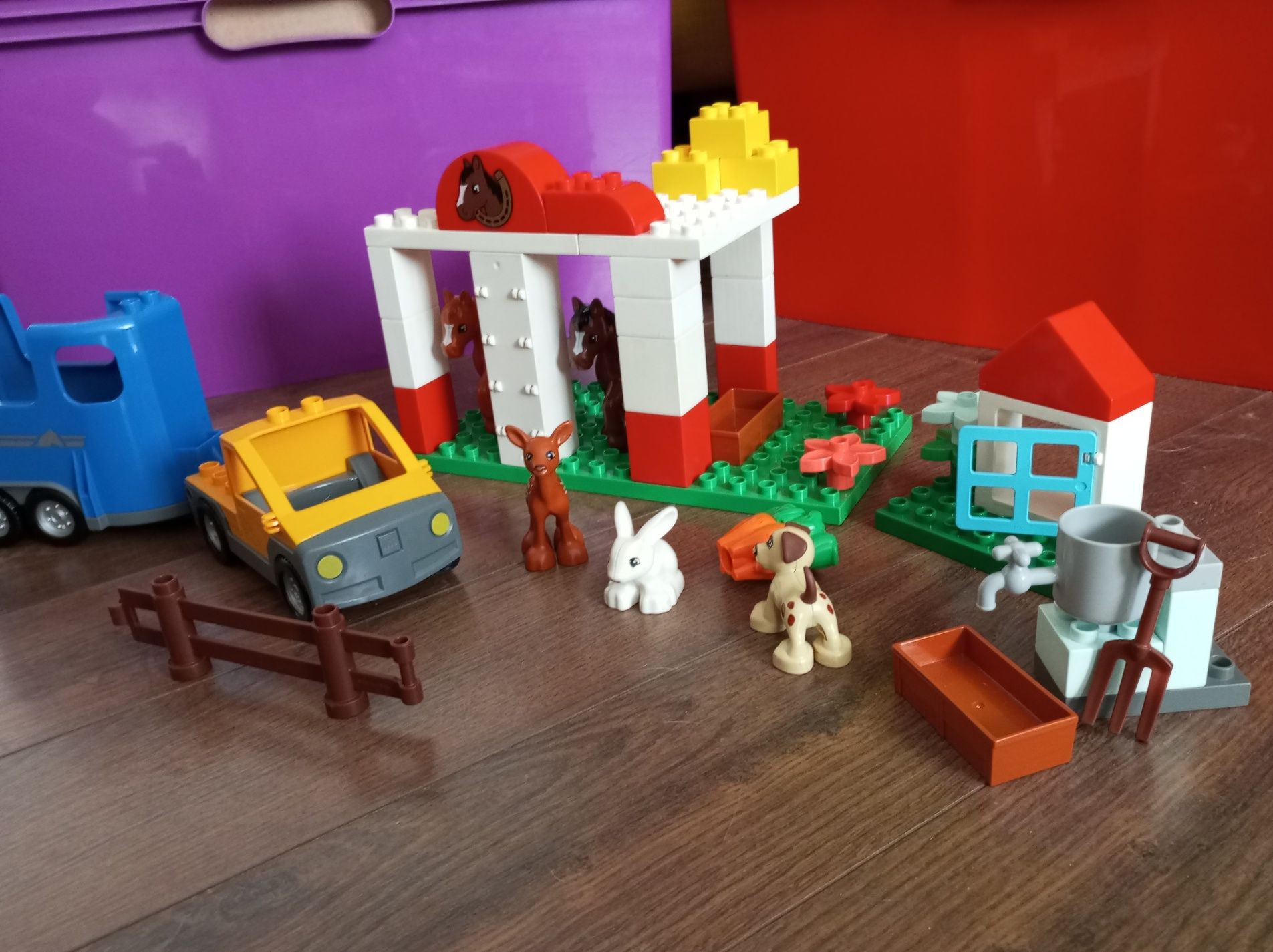 Zestawy Lego Duplo stadnina koni