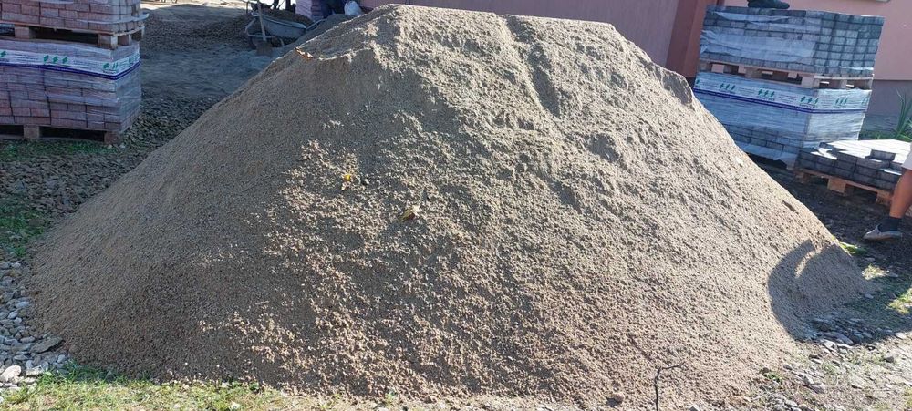 щебень відсів пісок торф чорнозем суміш