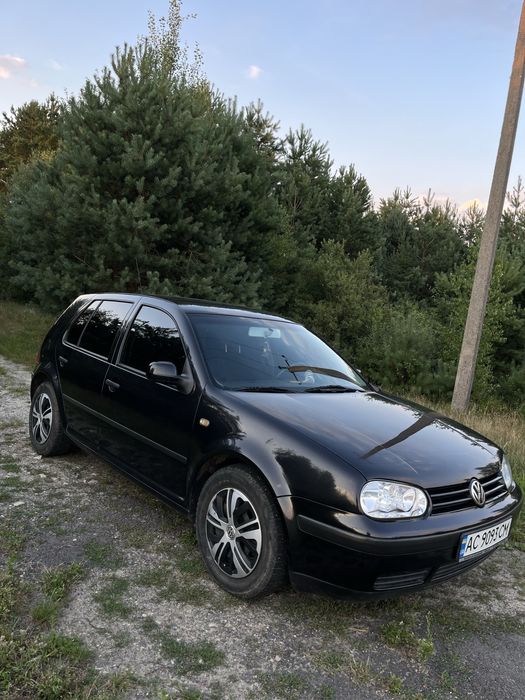 volkswagen golf 4