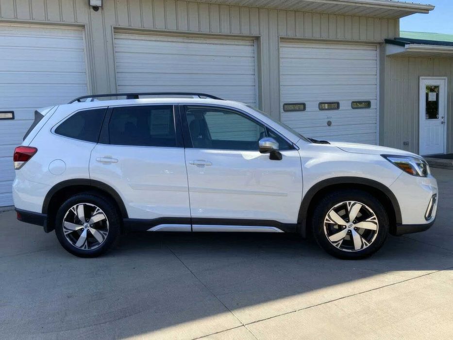 Subaru Forester Touring      2021