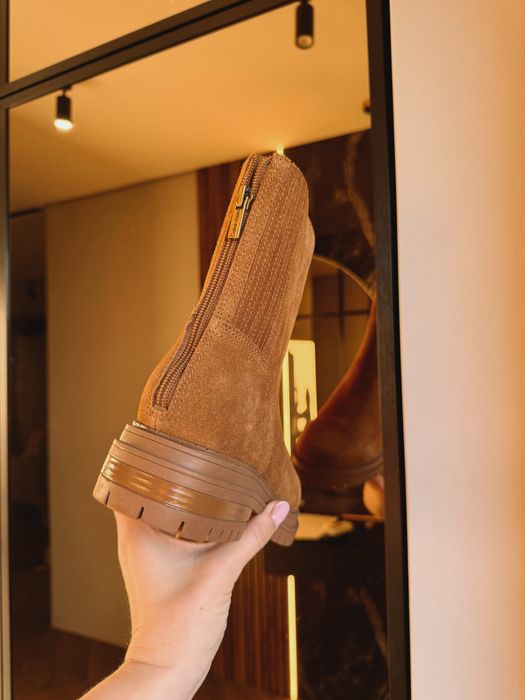 жіночі шкіряні замшеві черевики оригінал Calvin Klein 25 см.устілка