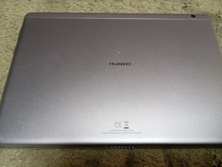 Планшет Huawei AGS-L09