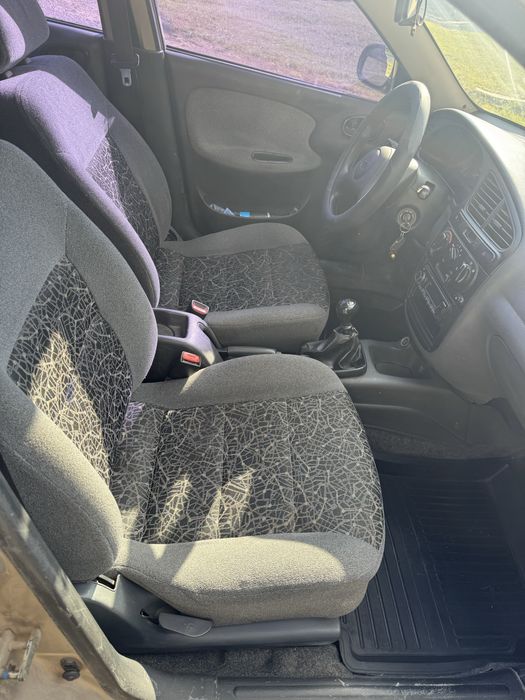 Daewoo Lanos 2008 рік • Газ/Бензин • 1.5 л • Механіка