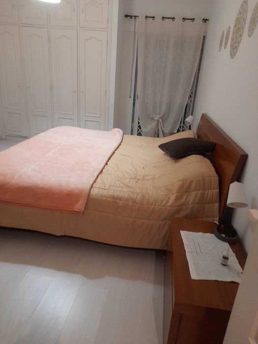 Aluga se Apartamento T2 mobilado, Casal de Cambra