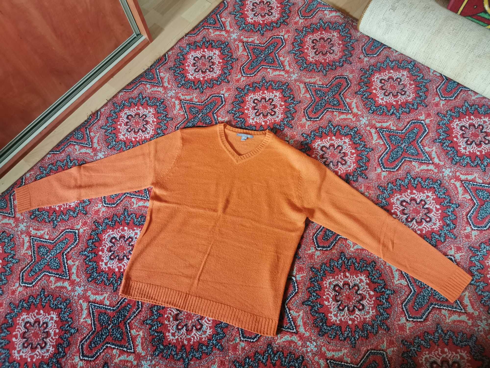 Sweter pomarańczowy w serek - Philip Russel - rozmiar L
