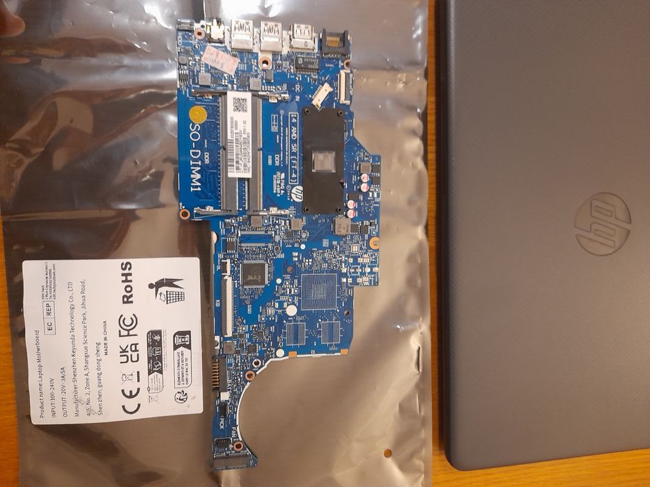 Computador hp i3 240