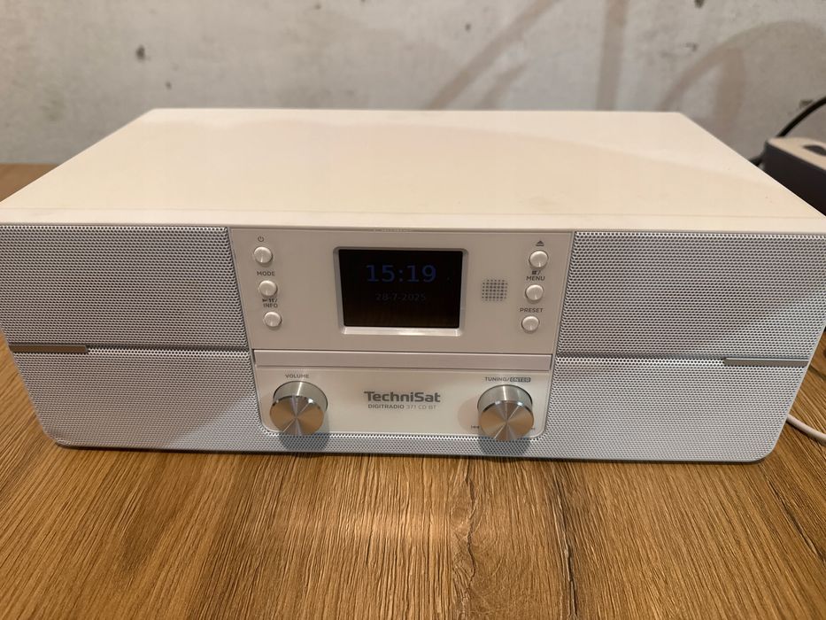 Radio sieciowe DAB+, FM TechniSat DigitRadio 371 CD BT