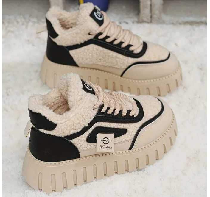 Жіночі зимові снігові черевики. Теплі з PU круглим носком